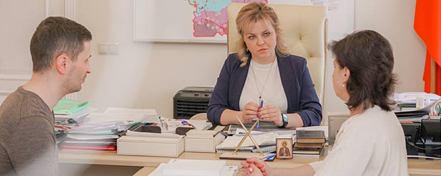 Глава г.о. Клин Алена Сокольская обсудила с предпринимателем земельный вопрос