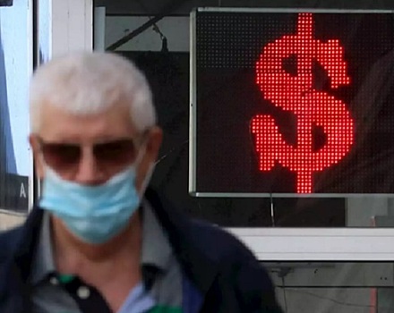 Доллар отыграется: эксперты признали конец этапа падения валюты