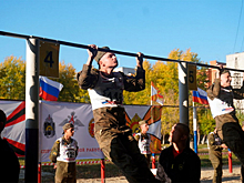 Курсанты Тюменского высшего военно-инженерного командного училища выполнили нормативы по военному многоборью