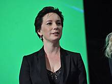 Украина выступила против участия Хаматовой в Венецианском кинофестивале