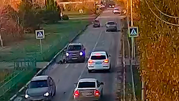 Автомобиль сбил ребенка на «зебре» в Волгоградской области: видео