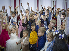 Дети сотрудников полиции посетили новогоднюю елку в УМВД России по Ярославской области