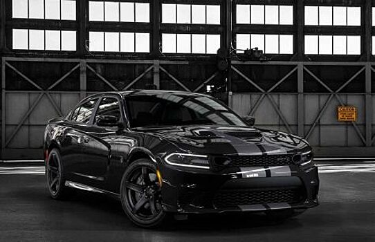 Dodge Charger SRT Hellcat обновляет полосы