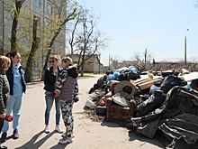Волгоградцы борются с несанкционированной свалкой рядом с жилым кварталом