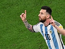 Месси стал лучшим футболистом в истории по версии FourFourTwo