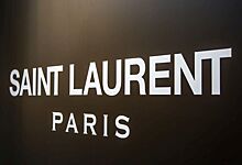 Креативный директор Versus может стать главным дизайнером Saint Laurent