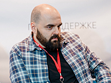 Создатель «умной колонки» МТС Аркадий Сандлер покинул свой пост