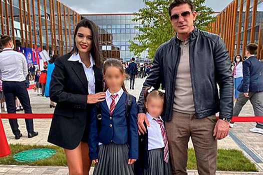 Лисовец оправдал шорты Бородиной на школьной линейке