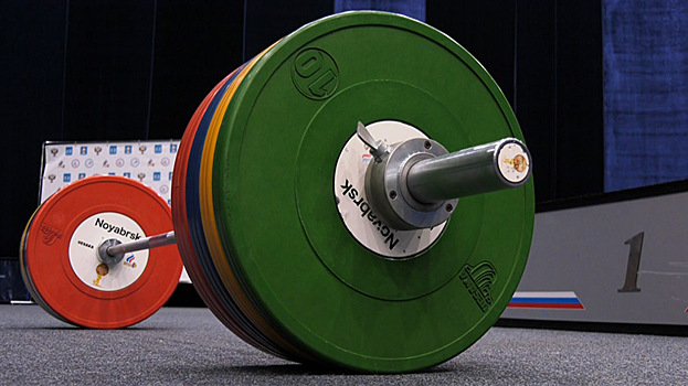 В Ноябрьске завершились всероссийские соревнования по тяжёлой атлетике