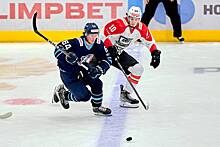 В России появился самый северный в мире хоккейный клуб. Чем его первый матч вошел в историю?