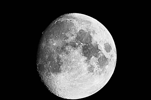 Миллиардер отодвинул свои планы по заселению Марса и нацелился на Луну