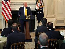 Медведев призвал судить об администрации Трампа по реальным делам