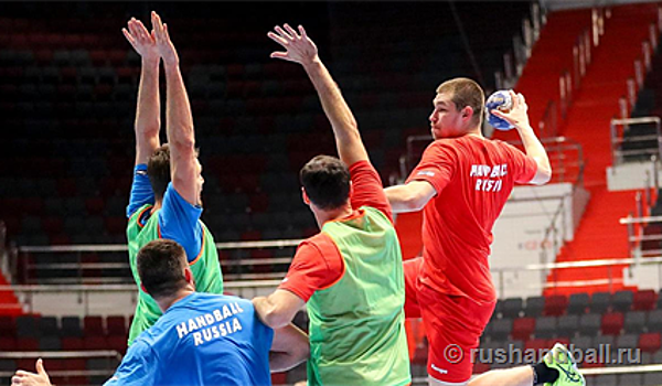 Мужская сборная России по гандболу победила на турнире Yellow Cup в Швейцарии