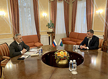 Тюменский губернатор провел встречу с главой УФССП России