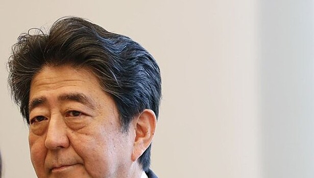 Синдзо Абэ продолжает терять поддержку избирателей