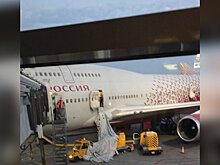Пассажира, открывшего аварийную дверь самолета в Шереметьево, не накажут – адвокат