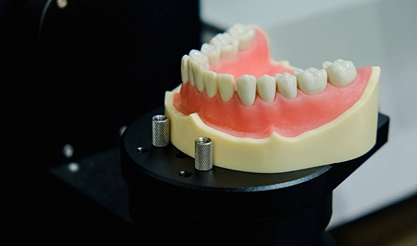 Стоматолог рассказал о влиянии алкоголя на здоровье полости рта