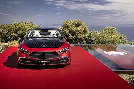 «Самая спортивная модель в истории Maybach». Представлен новый родстер Mercedes-Maybach