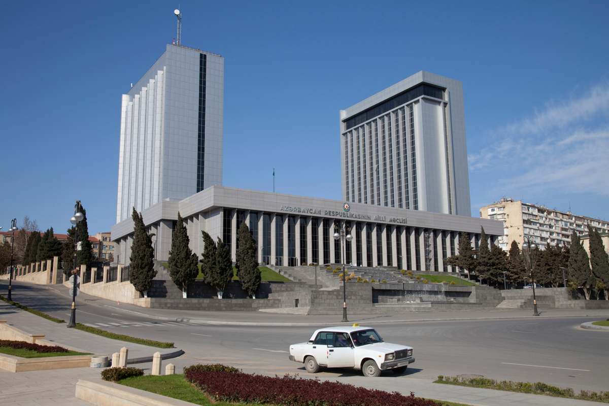 Баку, Азербайджан, Европа