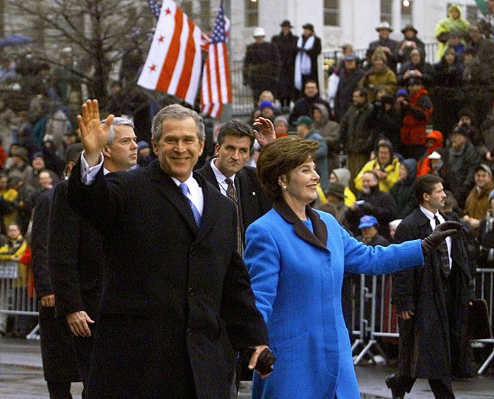 Президент Джордж Буш и первая леди Лора Буш, 2001