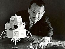 Кем был единственный человек, похороненный на Луне