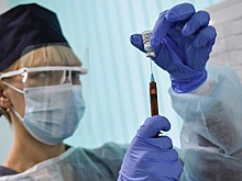Пока вы в маске: Раскрыты побочные реакции после ревакцинации от COVID-19