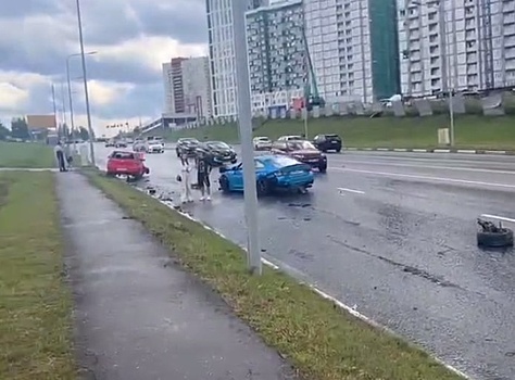 Два человека пострадали в аварии на улице Сахарова