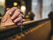 В Европе рождественской традицией стали катки в церквях