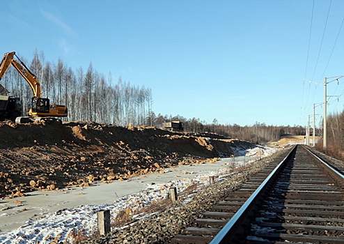 Военнослужащие ВВО строят БАМ в условиях дальневосточных морозов с опережением графика