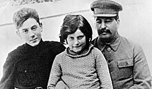 Как сложились судьбы внуков Сталина
