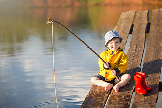 Смешное видео о детях на рыбалке
