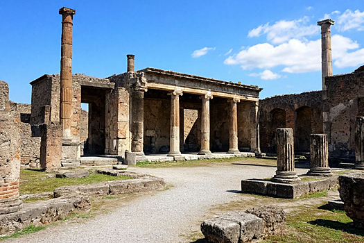 3D-технологии позволили учёным обнаружить ранее неизвестные граффити в Помпеях