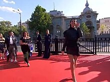 Гости «Евровидения» прошли по самой длинной красной дорожке в истории конкурса