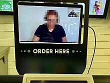 В некоторых ресторанах Канады кассиры работают из дома