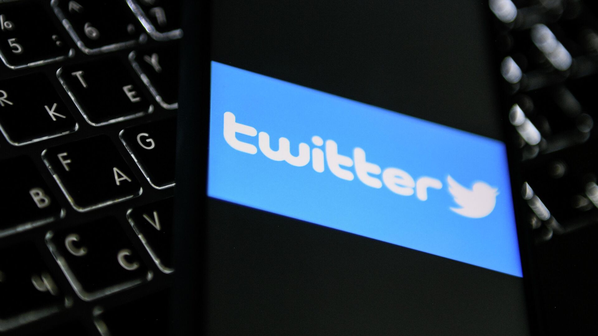 В Роскомнадзоре заявили об отсутствии оснований для разблокировки Twitter в России