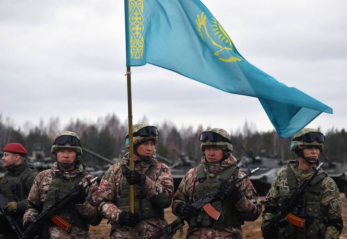 Посольство объяснило отказ Казахстана проводить парад на День Победы
