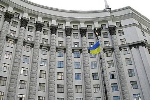 Две киевские «башни» - В окружении Владимира Зеленского сцепились «изоляционисты» и «западники»