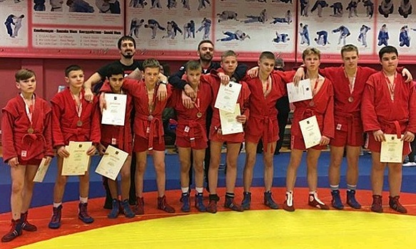 Самбисты из Вороновского выиграли бронзовую медаль