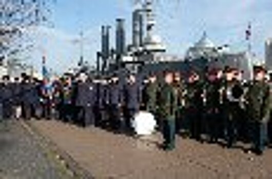 На борту легендарного крейсера «Аврора» молодые сотрудники УФСИН России по г. Санкт-Петербургу и Ленинградской области приняли Присягу