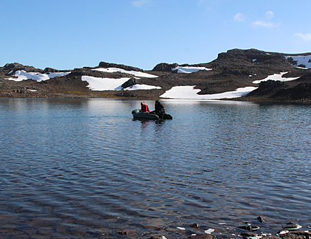 Геохимия озер Антарктики отражает местную геологию и воздушный перенос металлов