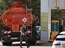 В Крыму из-за дефицита бензина топливо получают по талонам