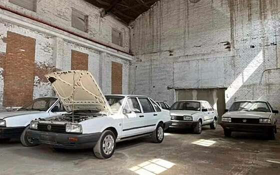 В Китае нашли заброшенный склад с новыми Volkswagen Santana
