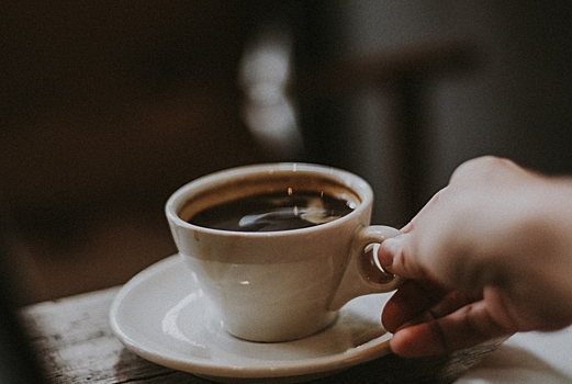 Сколько чашек кофе могут вызвать мигрень