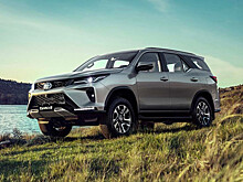 Обновлен внедорожник Toyota SW4