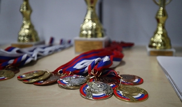 Юные волгоградцы взяли серебро первенства России по спортивной акробатике