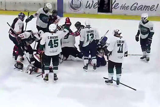 В Латвии во время хоккея произошла драка из-за русского языка