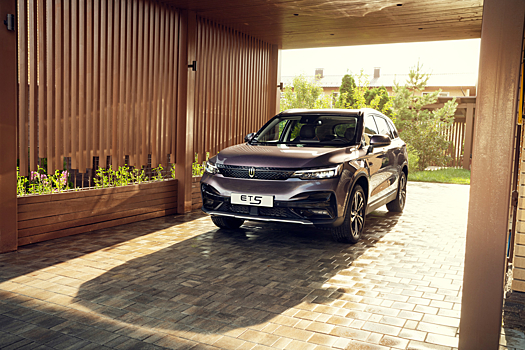 Российский Skywell ответил на критику безопасности ET5