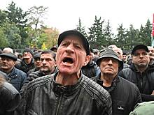 Россияне начали отменять туры в Абхазию из-за протестов