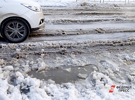 На правом берегу Оби в Новосибирске затопило дорогу: движение перекрыто