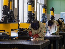 В подмосковных колледжах появятся 3D‑принтеры, VR‑тренажеры и новые станки